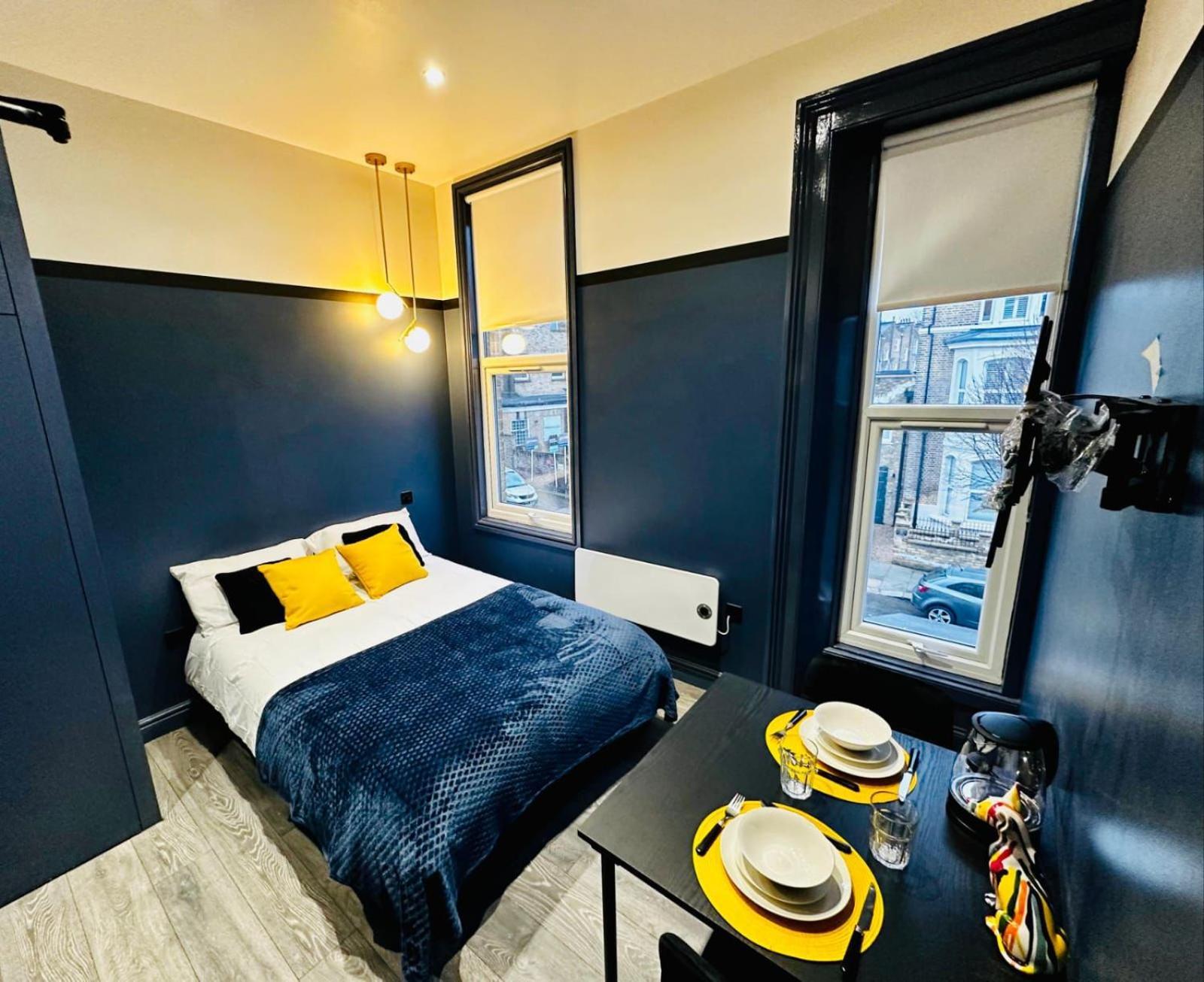 London 39 Blue House Luxury Ensuite Ideal For Tourists Exterior photo
